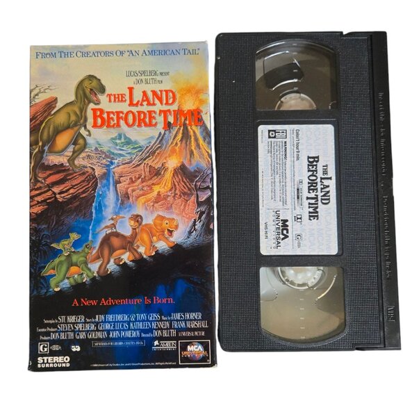 The Land Before Time VHS Movie 1989 Video Classic Animated Film Dinosaurs - Picture 1 of 7